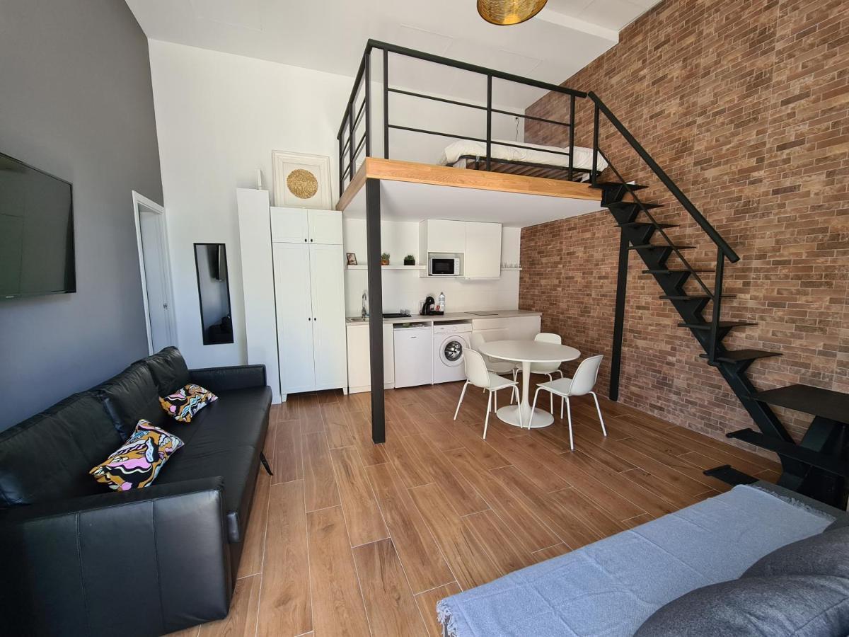 Hlius Brand New Apartments Valencia Exterior photo