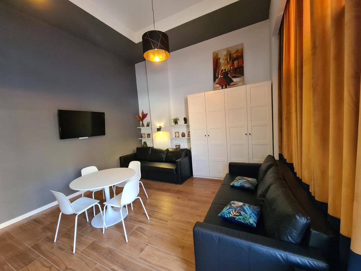 Hlius Brand New Apartments Valencia Exterior photo